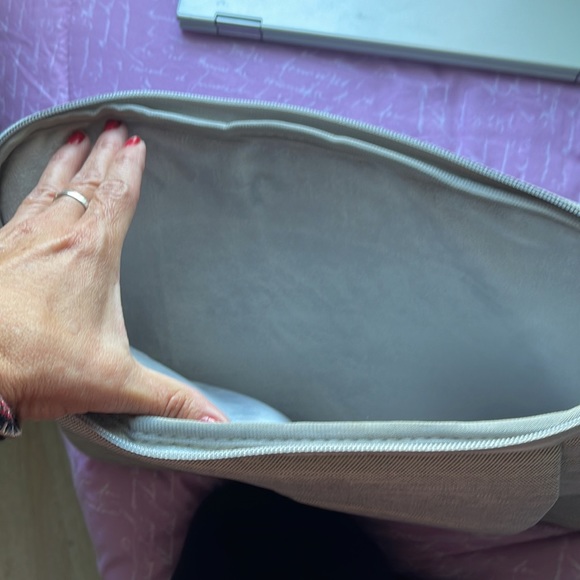 Computer case - Picture 5 of 9